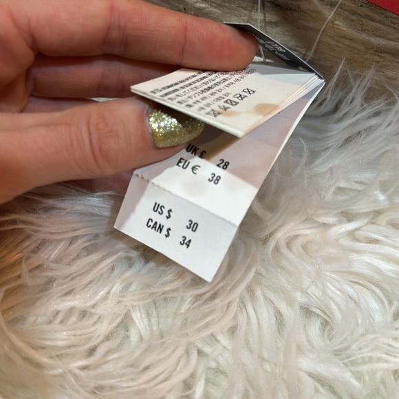 Abercrombie hip to waist red belt - Picture 4 of 7